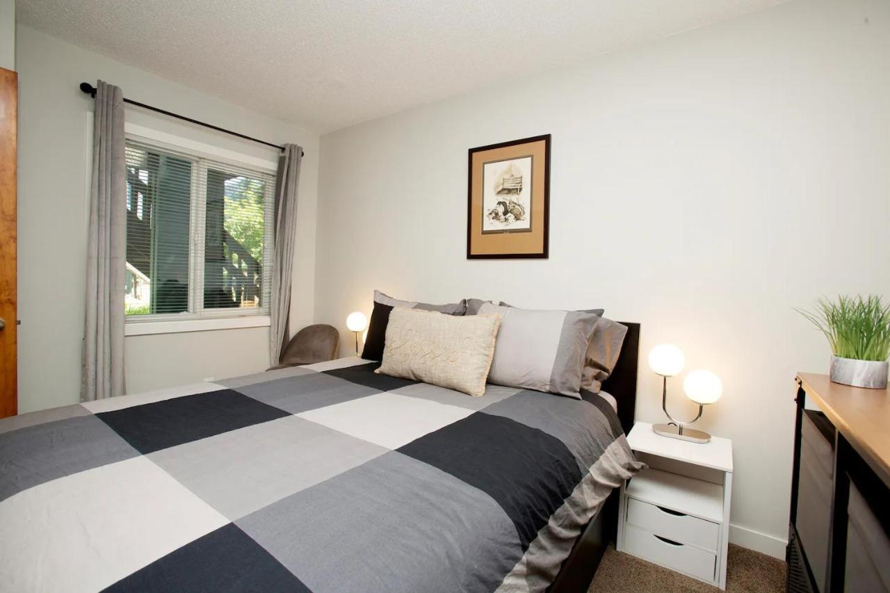 Gondola Haus - Free Parking Apartment Whistler Ngoại thất bức ảnh